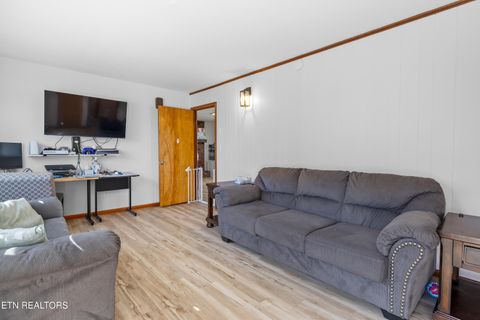 Tiny photo for 323 W Ridgecrest Drive, Kingston, TN 37763 (MLS # 1320981)