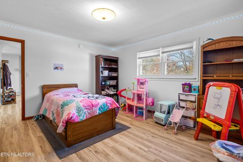 Tiny photo for 323 W Ridgecrest Drive, Kingston, TN 37763 (MLS # 1320981)