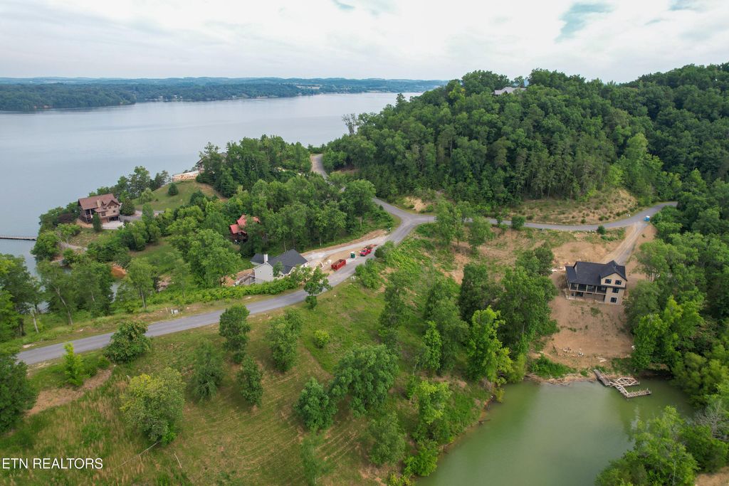 Photo of 44 Stone Harbor Drive, Dandridge, TN 37725 (MLS # 1339163)