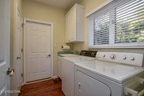 Tiny photo for 231 Tanasi Lagoon Drive, Loudon, TN 37774 (MLS # 1359934)