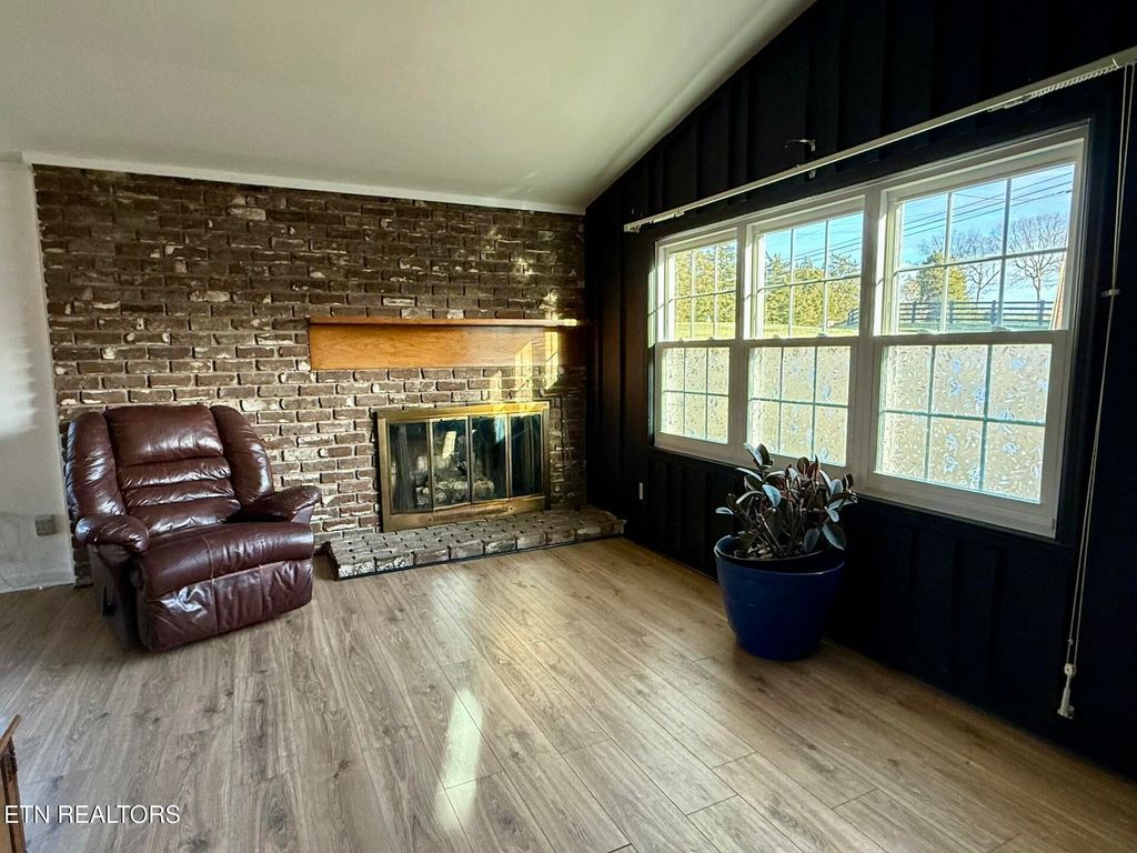 Photo of 221 Brakebill Rd, Knoxville, TN 37924 (MLS # 1327660)