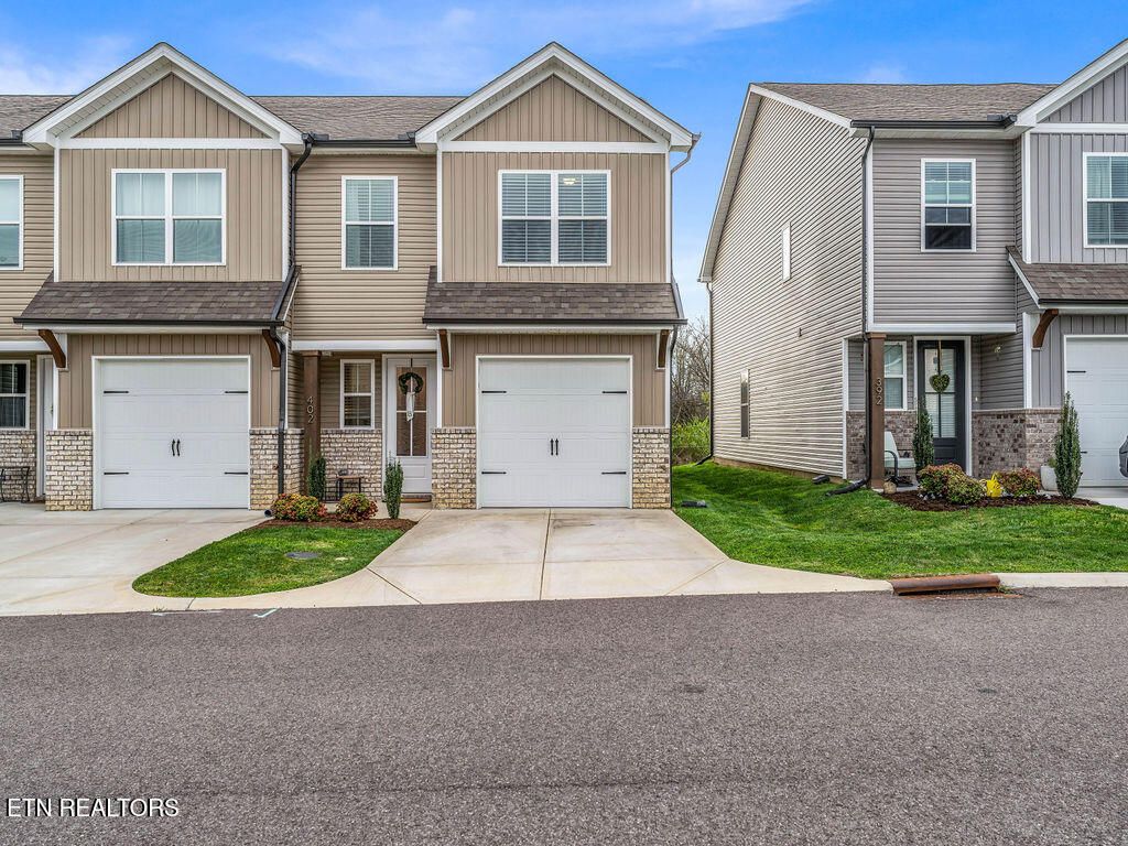 Photo of 402 Judson Way, Lenoir City, TN 37771 (MLS # 1334125)