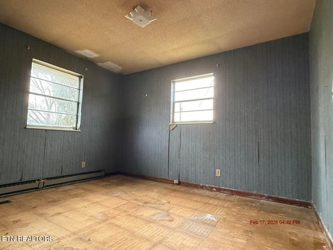 Tiny photo for 300 Lakeview Circle, Bean Station, TN 37708 (MLS # 1329735)