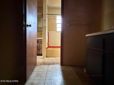 Tiny photo for 300 Lakeview Circle, Bean Station, TN 37708 (MLS # 1329735)