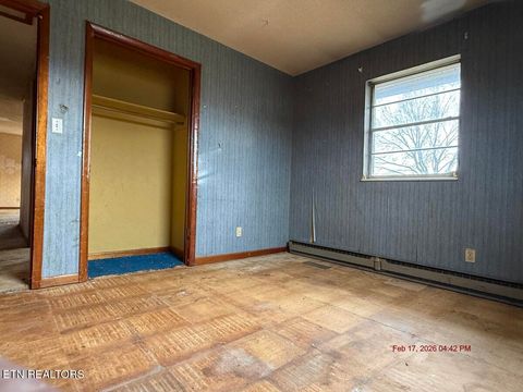 Tiny photo for 300 Lakeview Circle, Bean Station, TN 37708 (MLS # 1329735)