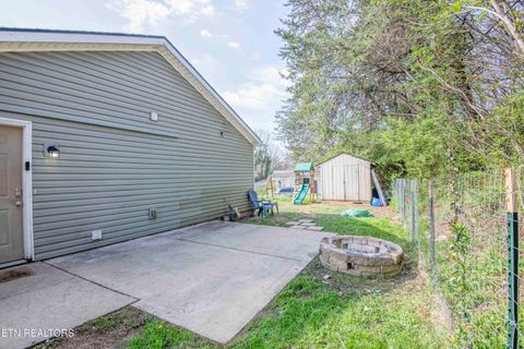 Tiny photo for 1201 England Drive, Knoxville, TN 37920 (MLS # 1333795)