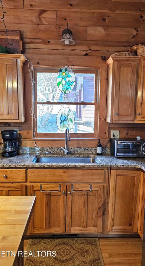 Tiny photo for 102 Curtis Circle, Kingston, TN 37763 (MLS # 1329612)