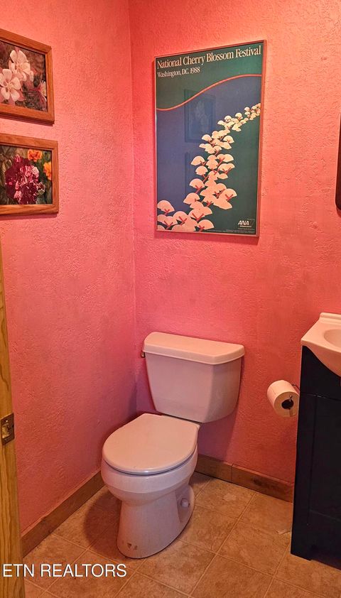 Tiny photo for 102 Curtis Circle, Kingston, TN 37763 (MLS # 1329612)