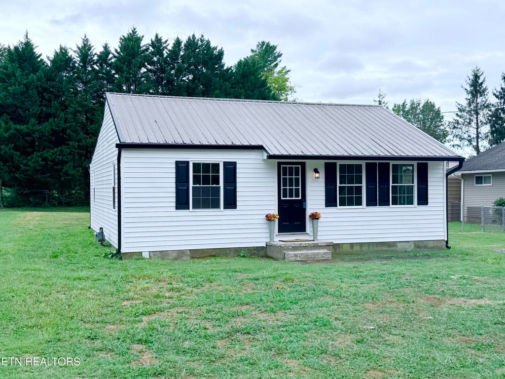 Photo of 222 Hassler Mill Rd, Harriman, TN 37748 (MLS # 1356753)