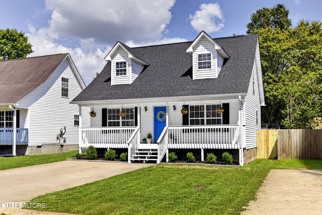 Photo of 3030 Holly Brook Circle, Cleveland, TN 37323 (MLS # 1340919)