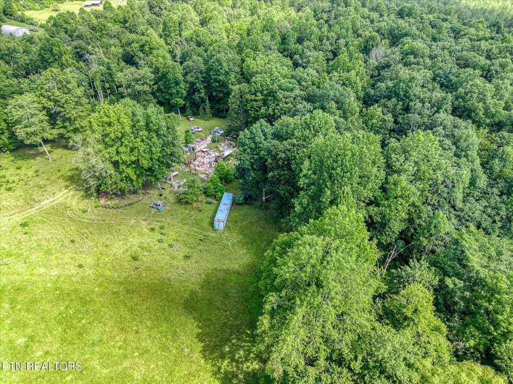 Photo of 4877 Eastland Rd, Sparta, TN 38583 (MLS # 1325802)