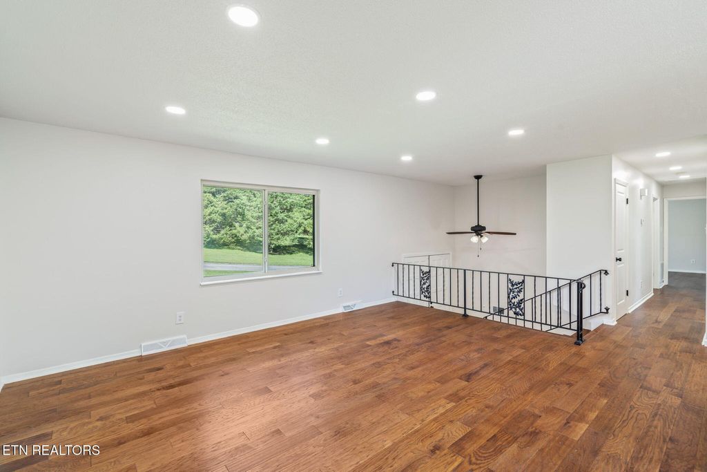 Photo of 10808 Dineen Drive, Knoxville, TN 37934 (MLS # 1315975)