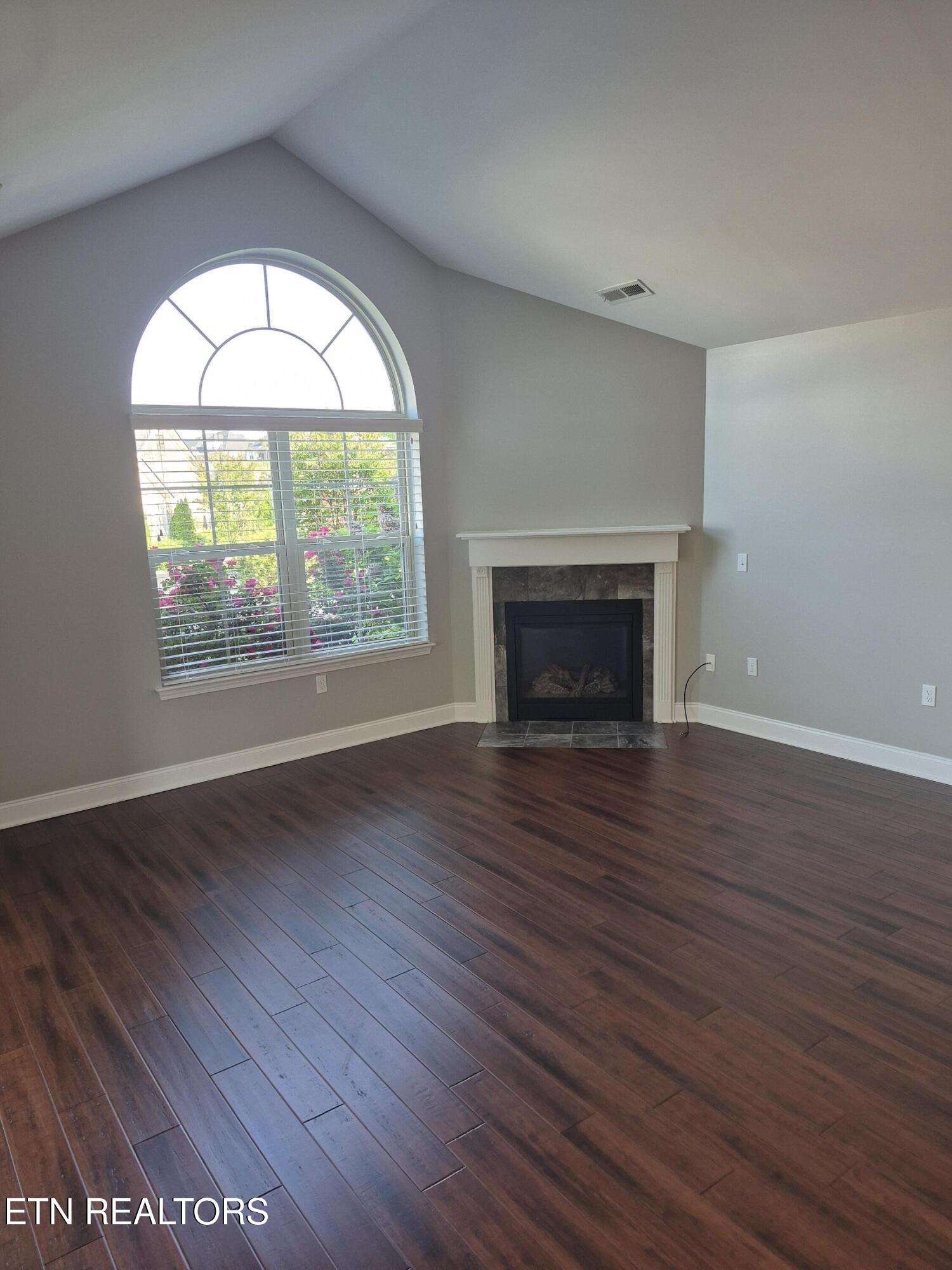 833 Pryse Farm Blvd