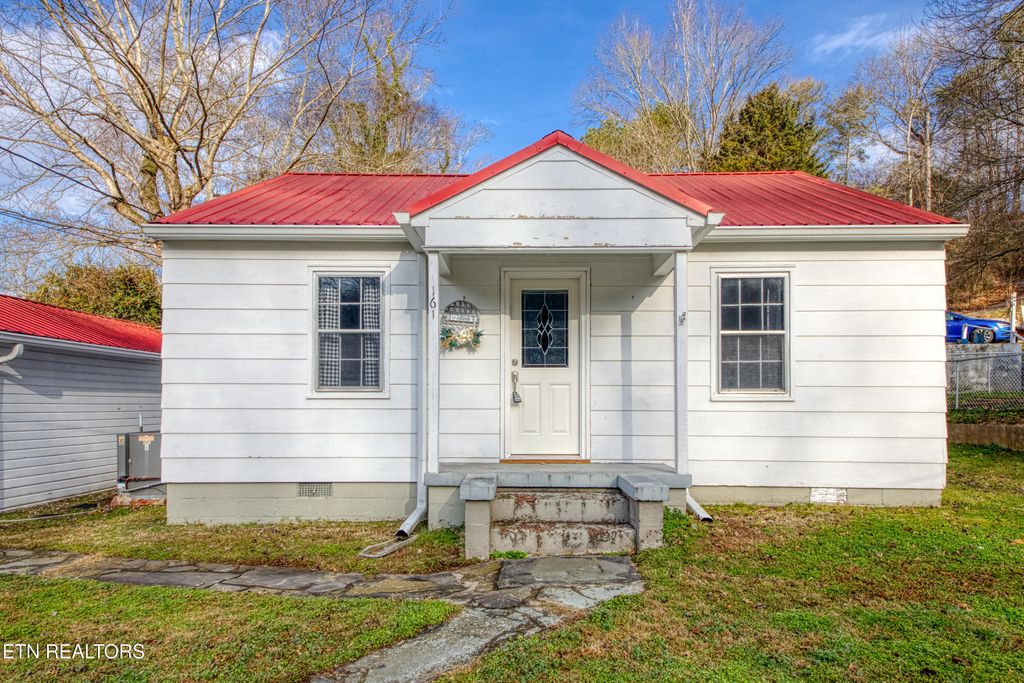 Photo of 161 Tub Springs Rd, Harriman, TN 37748 (MLS # 1327435)