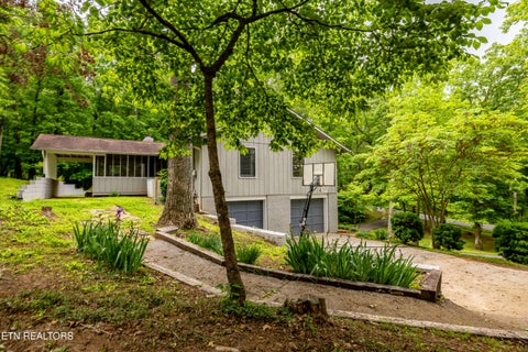 Tiny photo for 147 County Road 576, Englewood, TN 37329 (MLS # 1359244)