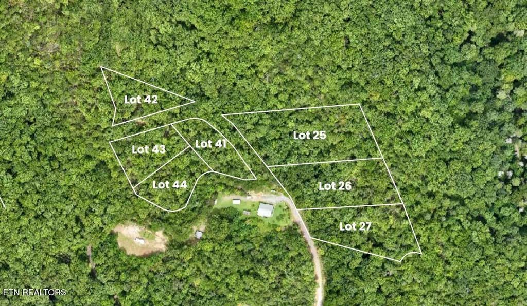 Photo of Shady Oaks Way, Sevierville, TN 37876 (MLS # 1352720)