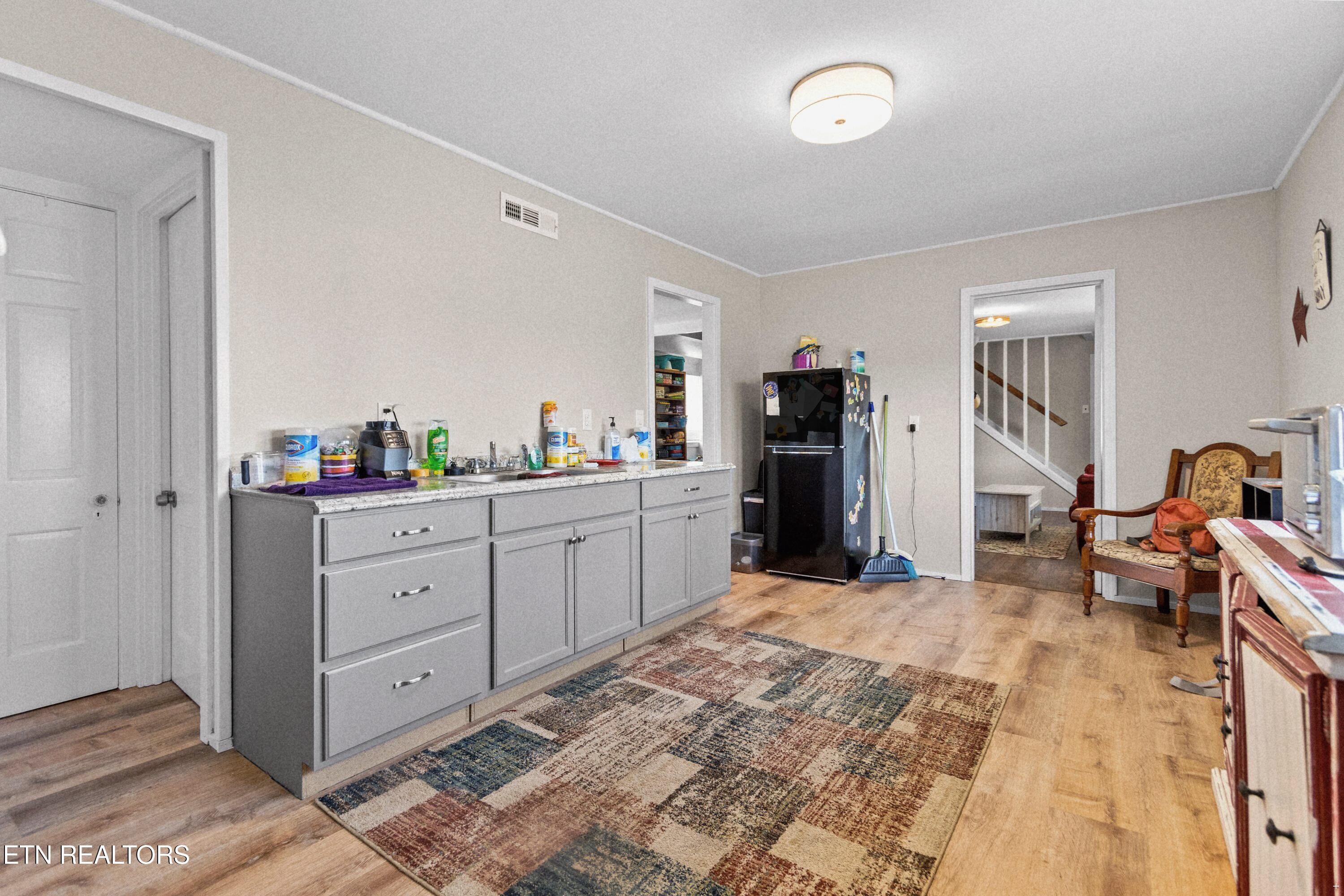 111 Vienna Rd