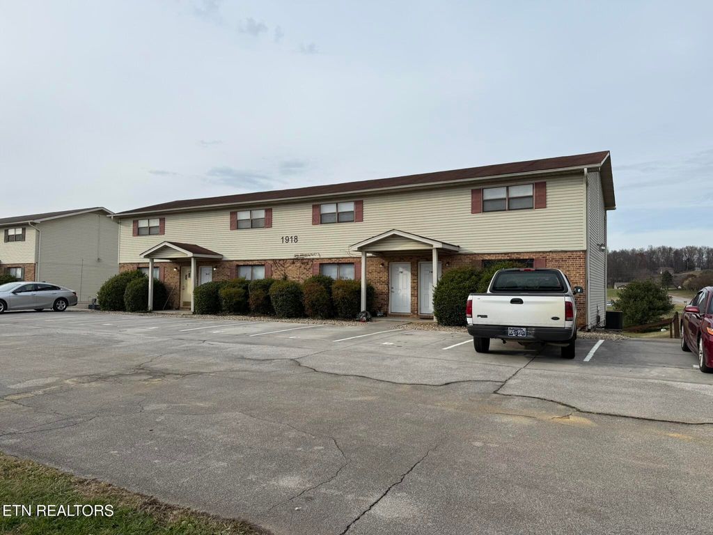 Photo of 1918 Topside Rd, Louisville, TN 37777 (MLS # 1323524)