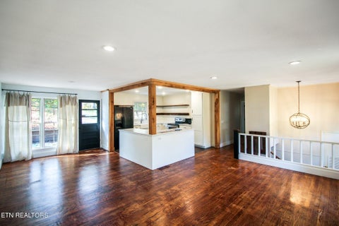 Tiny photo for 200 Oakdale St, Manchester, TN 37355 (MLS # 1355616)