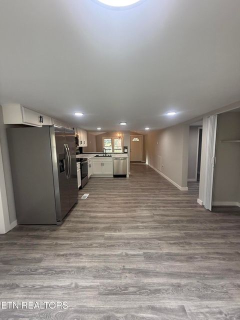 Tiny photo for 220 Walden Ave, Oliver Springs, TN 37840 (MLS # 1340288)