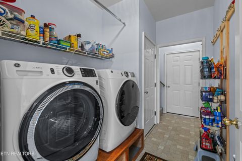 Tiny photo for 108 Skyline Drive, Dandridge, TN 37725 (MLS # 1325388)