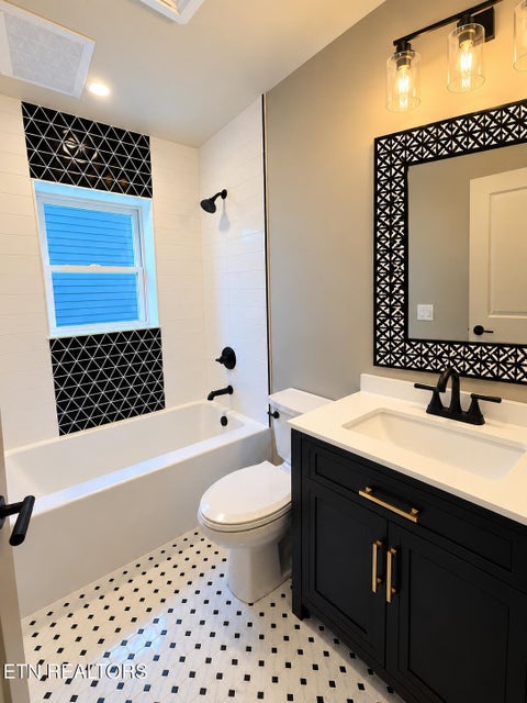 Tiny photo for 2554 Woodbine Ave, Knoxville, TN 37914 (MLS # 1359540)