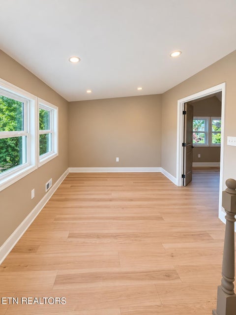 Tiny photo for 2554 Woodbine Ave, Knoxville, TN 37914 (MLS # 1359540)