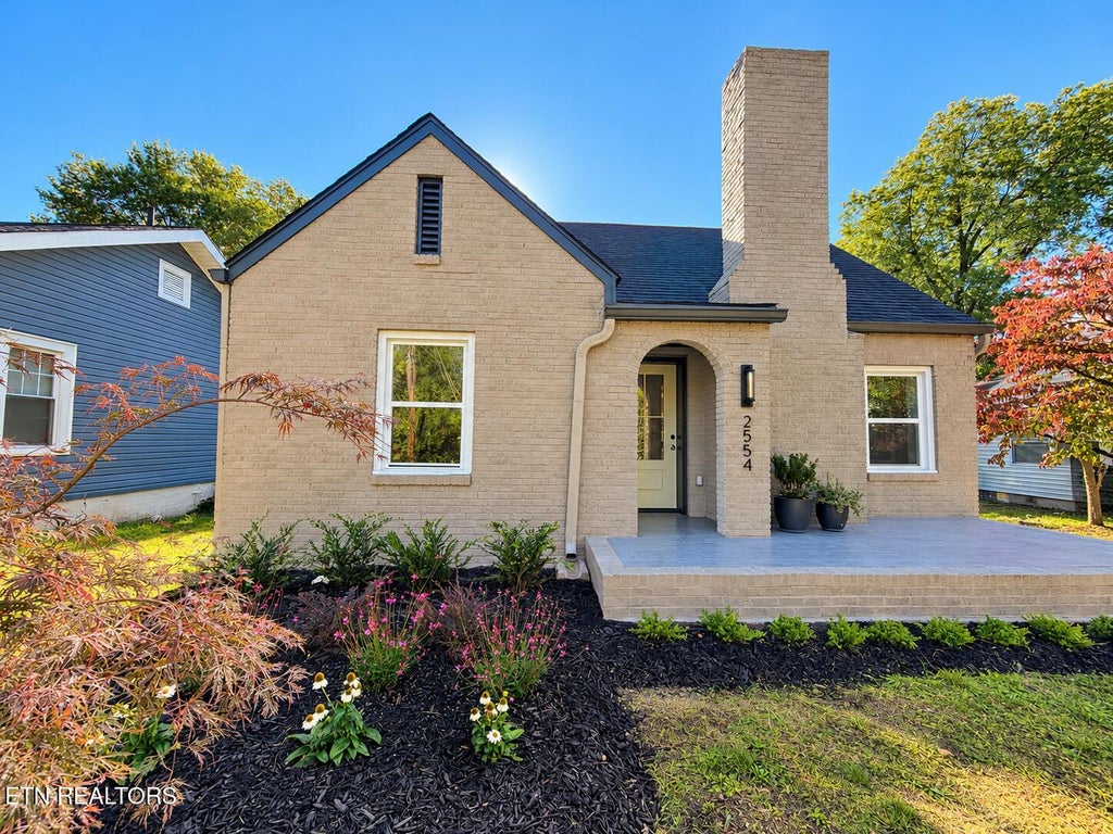 Photo of 2554 Woodbine Ave, Knoxville, TN 37914 (MLS # 1359540)