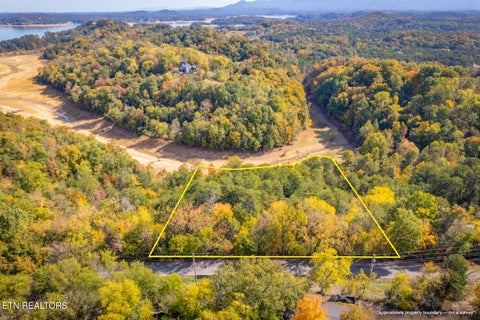 Photo of 24 Buck Horn Rd, Sevierville, TN 37876 (MLS # 1360162)