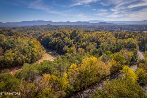 Tiny photo for 24 Buck Horn Rd, Sevierville, TN 37876 (MLS # 1360162)