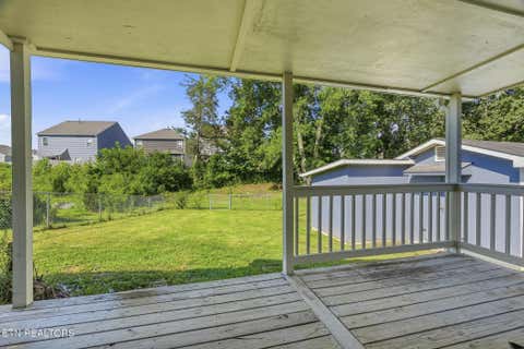 Tiny photo for 200 Doe Run Blvd, Clinton, TN 37716 (MLS # 1348580)
