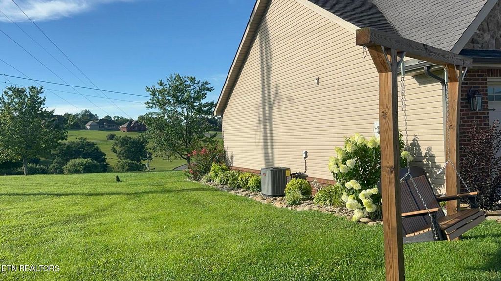 Photo of 124 Cornerstone Lane, Harrogate, TN 37752 (MLS # 1348436)