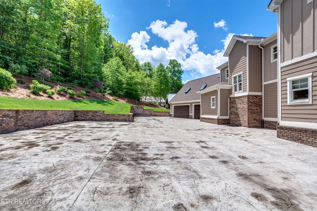 Photo of 1510 Hickory Pointe Lane, Maynardville, TN 37807 (MLS # 1301295)