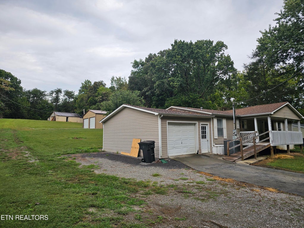 Photo of 2694 White Oak Grove Rd, Morristown, TN 37813 (MLS # 1356856)