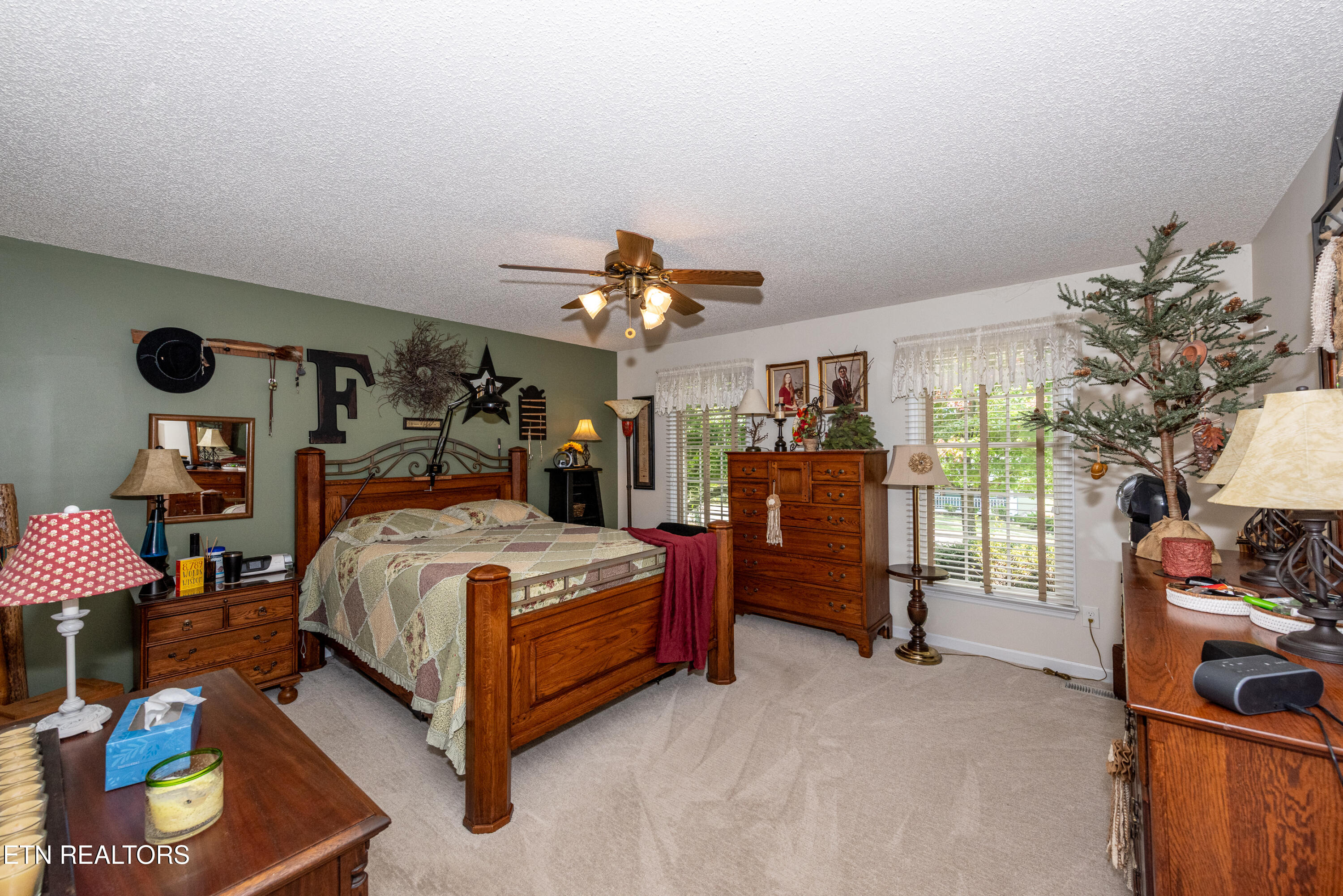 402 Golf View Drive
