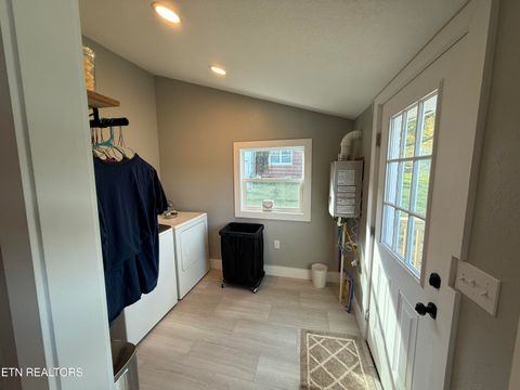 Tiny photo for 8415 Morgan County Hwy, Sunbright, TN 37872 (MLS # 1317216)