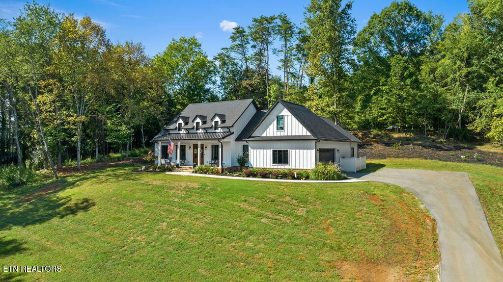 Photo of 7605 Charlton Rd, Knoxville, TN 37920 (MLS # 1331412)