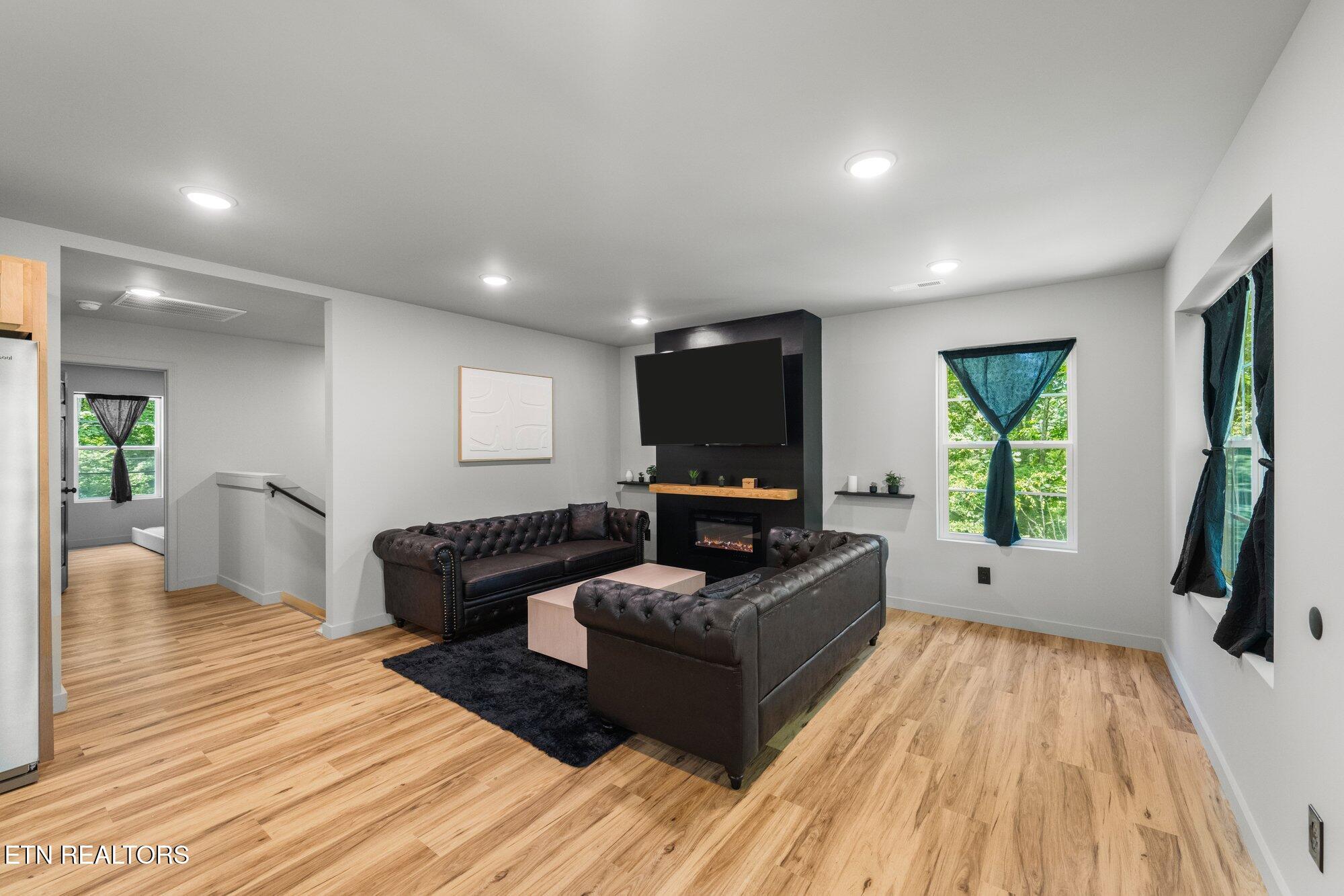 1023 Boardly Hills blvd