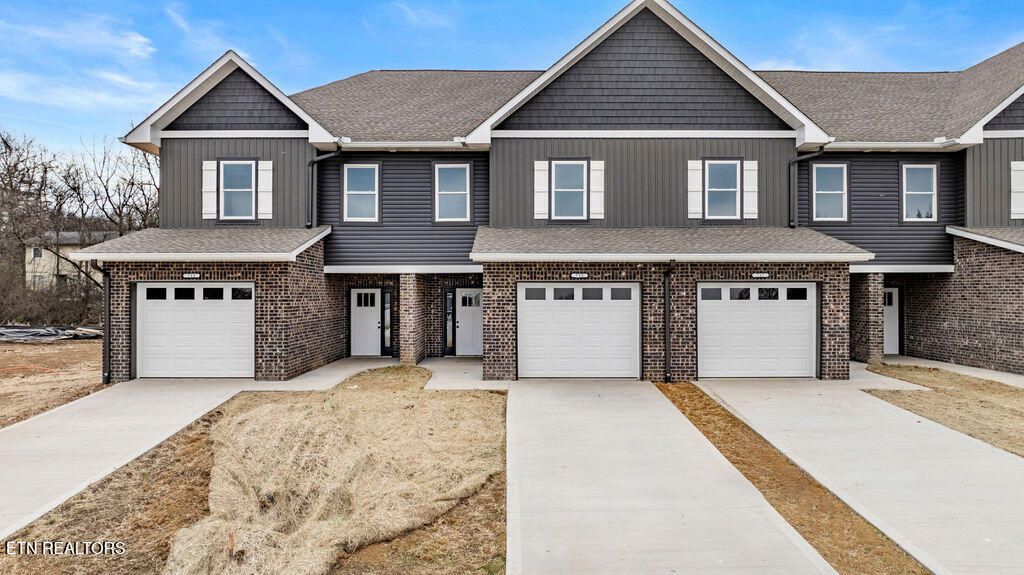 Photo of 715 Haig St, Maryville, TN 37801 (MLS # 1325957)