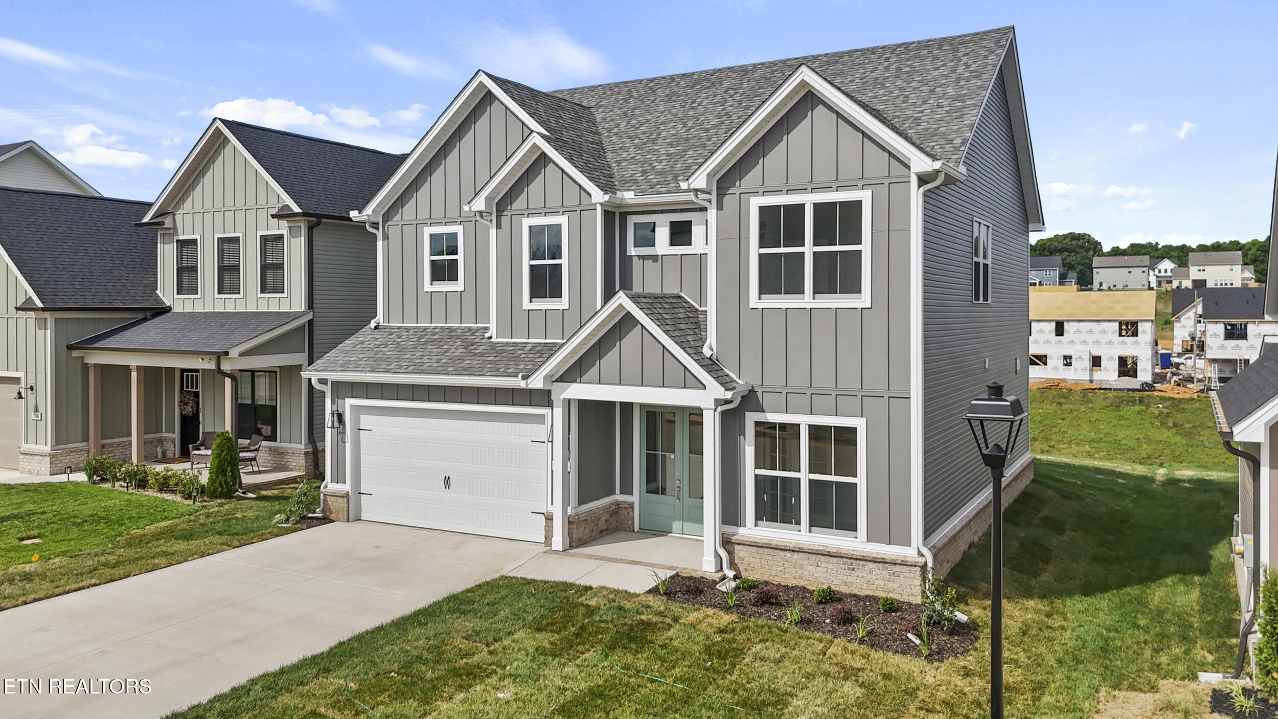 2512 Maroon Bells Rd