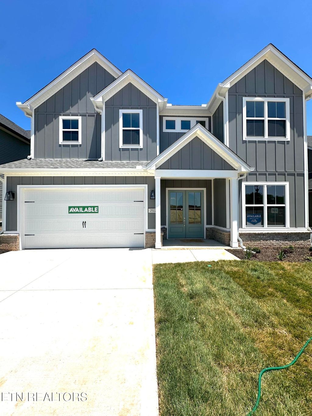 Photo of 2512 Maroon Bells Rd, Knoxville, TN 37932 (MLS # 1343432)