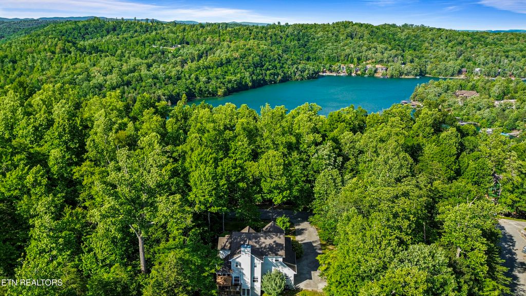 Photo of 221 Stony Rock Lane, Jacksboro, TN 37757 (MLS # 1301570)