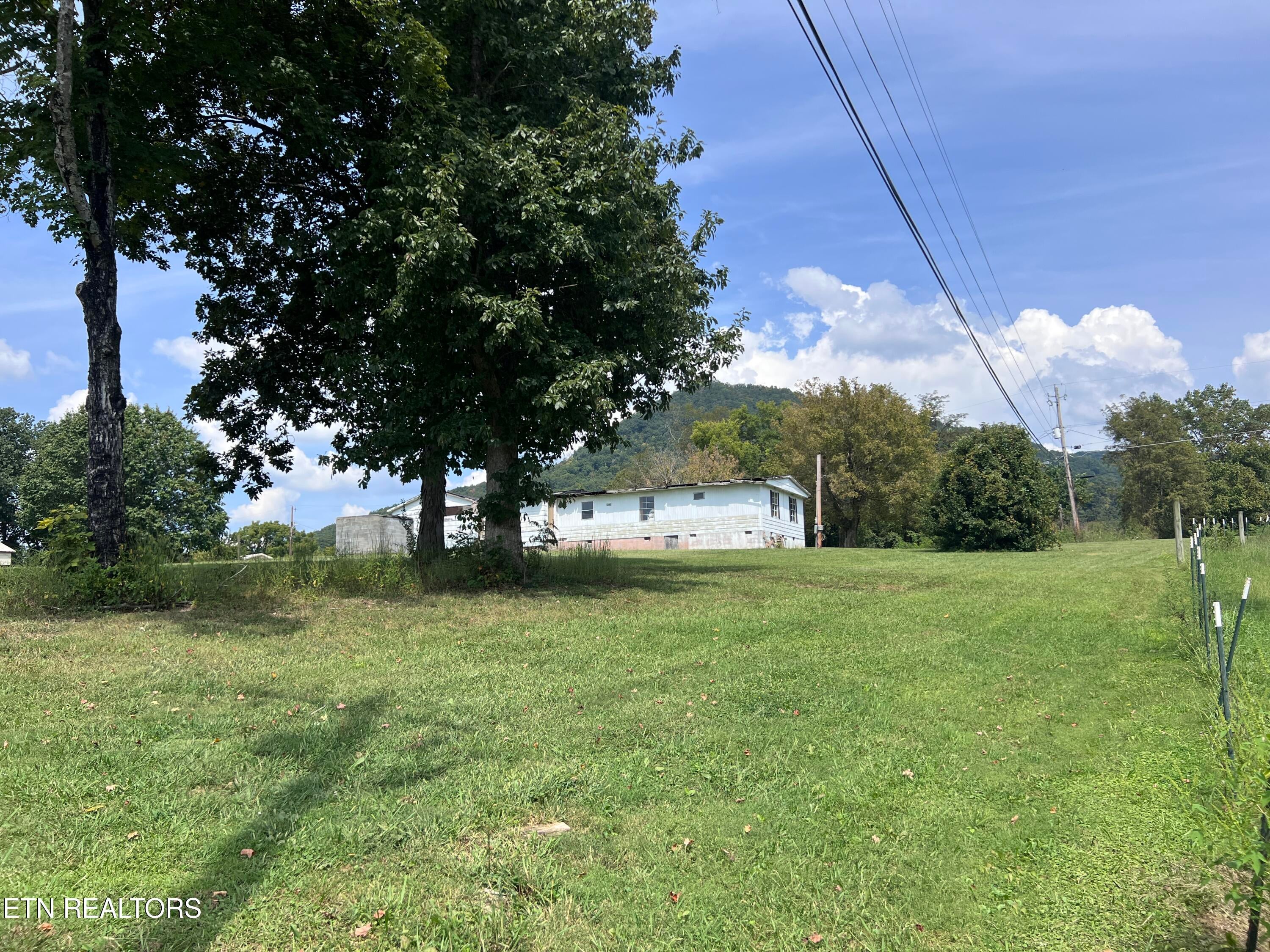 10728 Mountain Rd