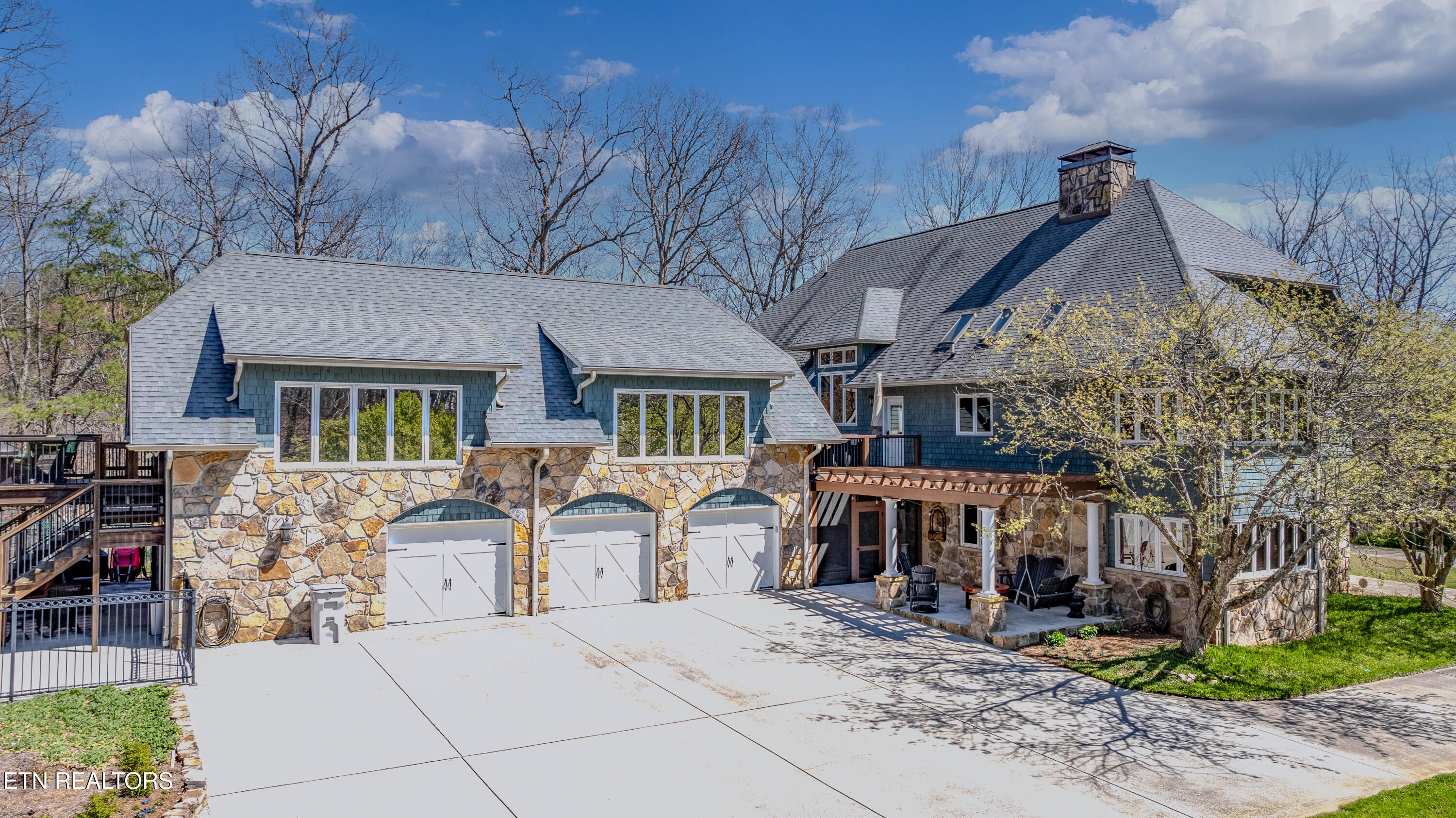 9109 Lynnwood Lane