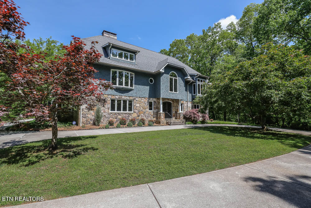 9109 Lynnwood Lane