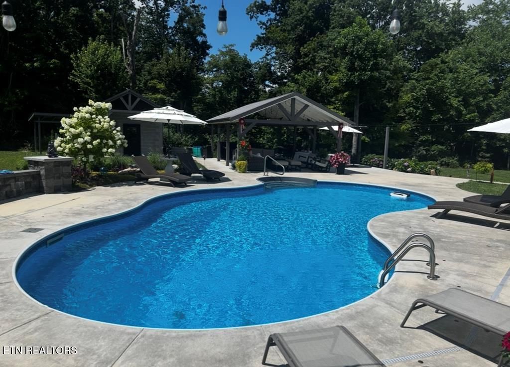 Photo of 6081 Buck Mountain Road N Of Rd, Cookeville, TN 38506 (MLS # 1336849)