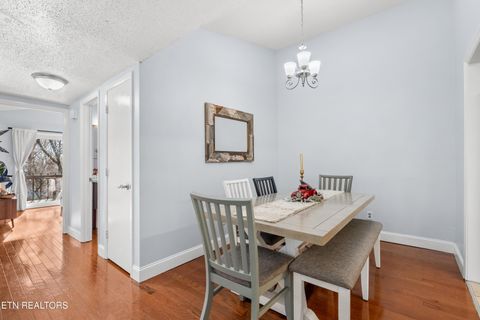 Tiny photo for 1900 Ridgecrest Drive #303, Knoxville, TN 37918 (MLS # 1325916)