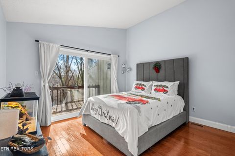 Tiny photo for 1900 Ridgecrest Drive #303, Knoxville, TN 37918 (MLS # 1325916)