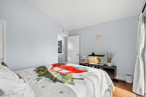 Tiny photo for 1900 Ridgecrest Drive #303, Knoxville, TN 37918 (MLS # 1325916)