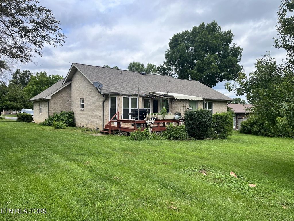 Photo of 130 Chestnut Court, Crossville, TN 38555 (MLS # 1305450)